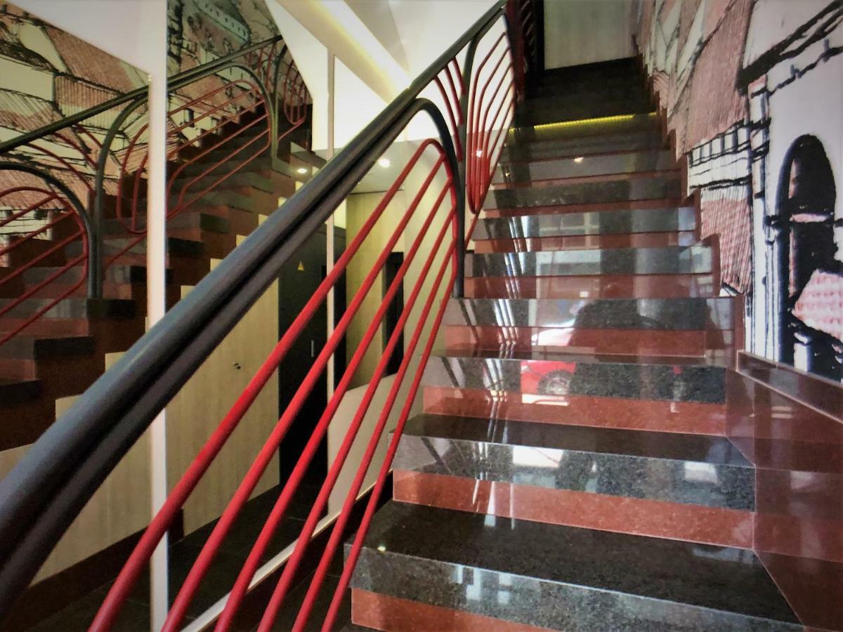 4 Apartamentos de Autor Lugo Bagian luar foto
